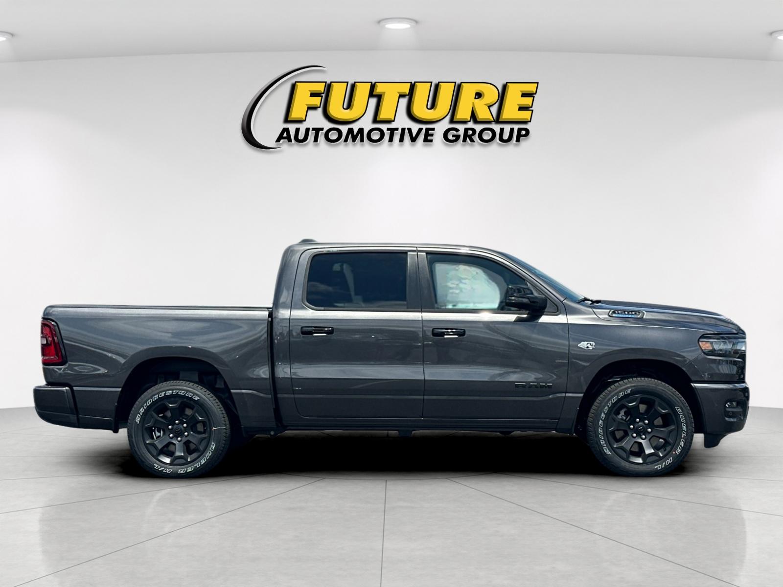 New 2026 Granite Crystal Metallic Clear-Coat Exterior Paint RAM Big Horn/Lone Star image 2