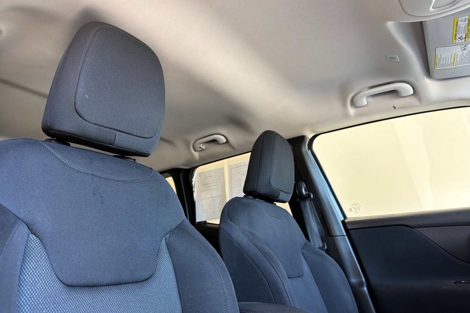 Used 2019 Black Clearcoat Jeep Sport image 17