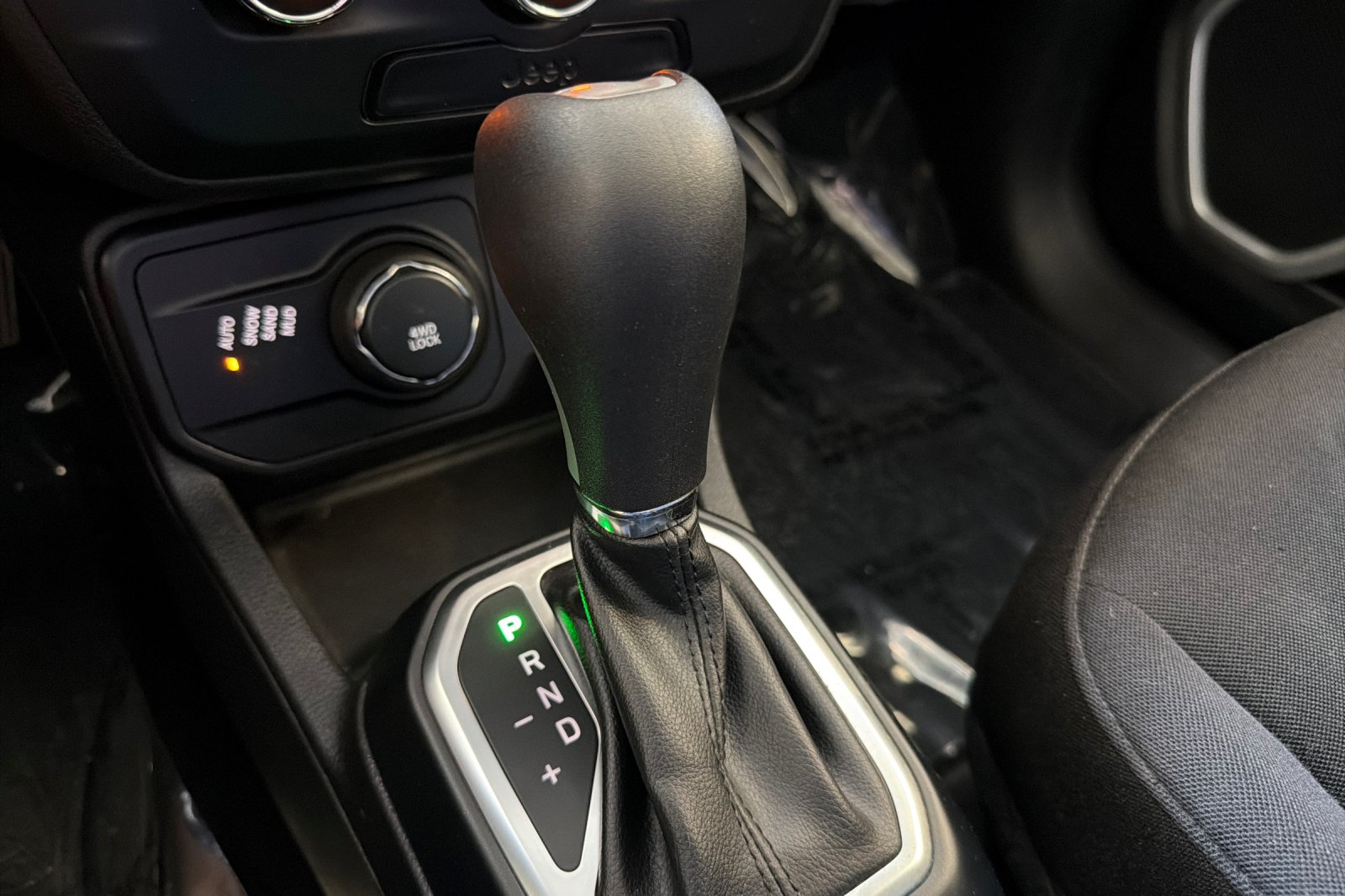 Used 2019 Black Clearcoat Jeep Sport image 21