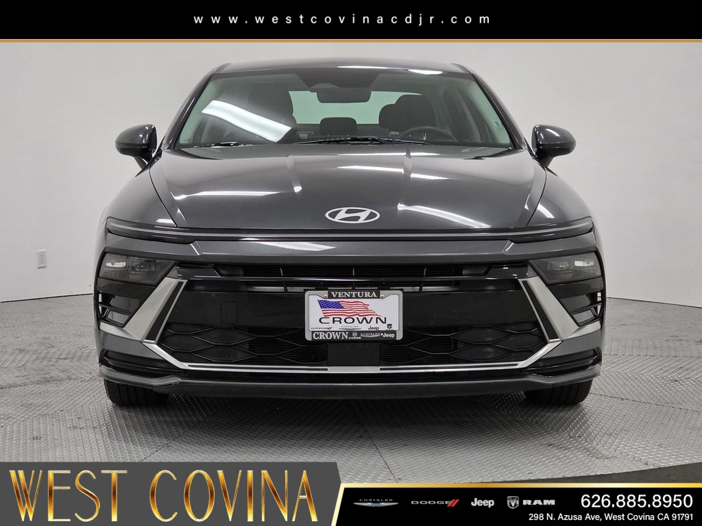 Used 2024 Gray Hyundai SEL image 2