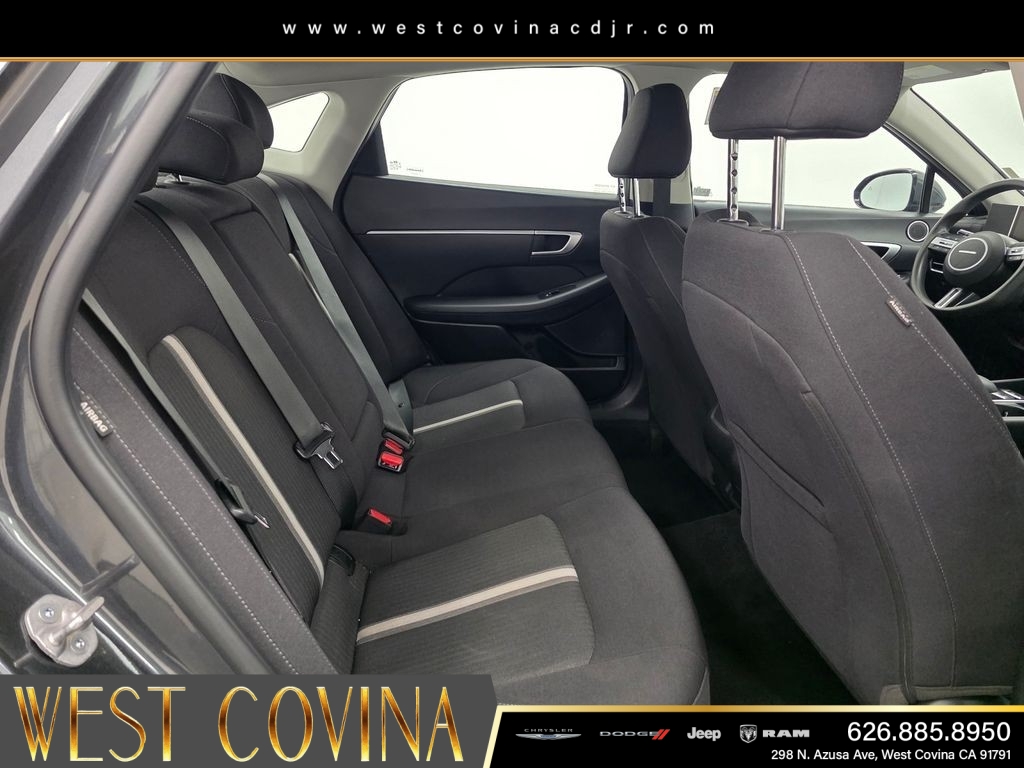 Used 2024 Gray Hyundai SEL image 14