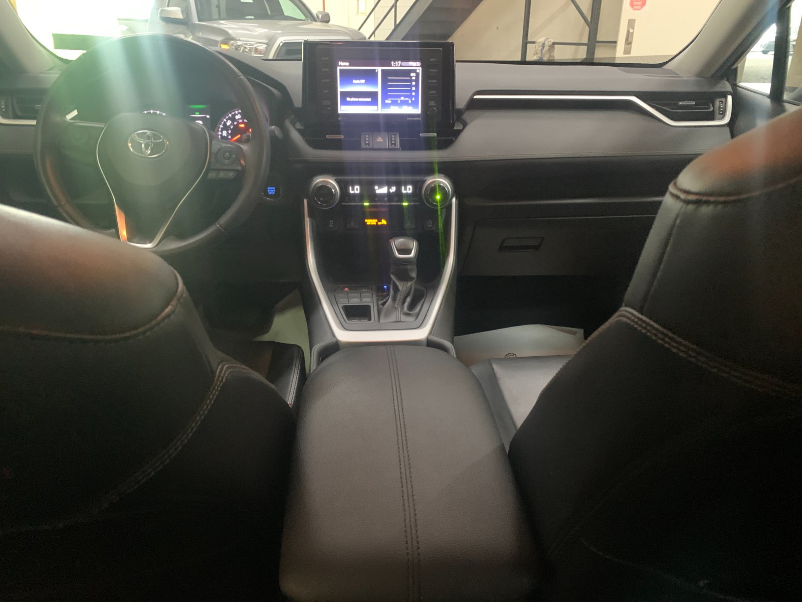 Certified Used 2021  Toyota XLE Premium image 15
