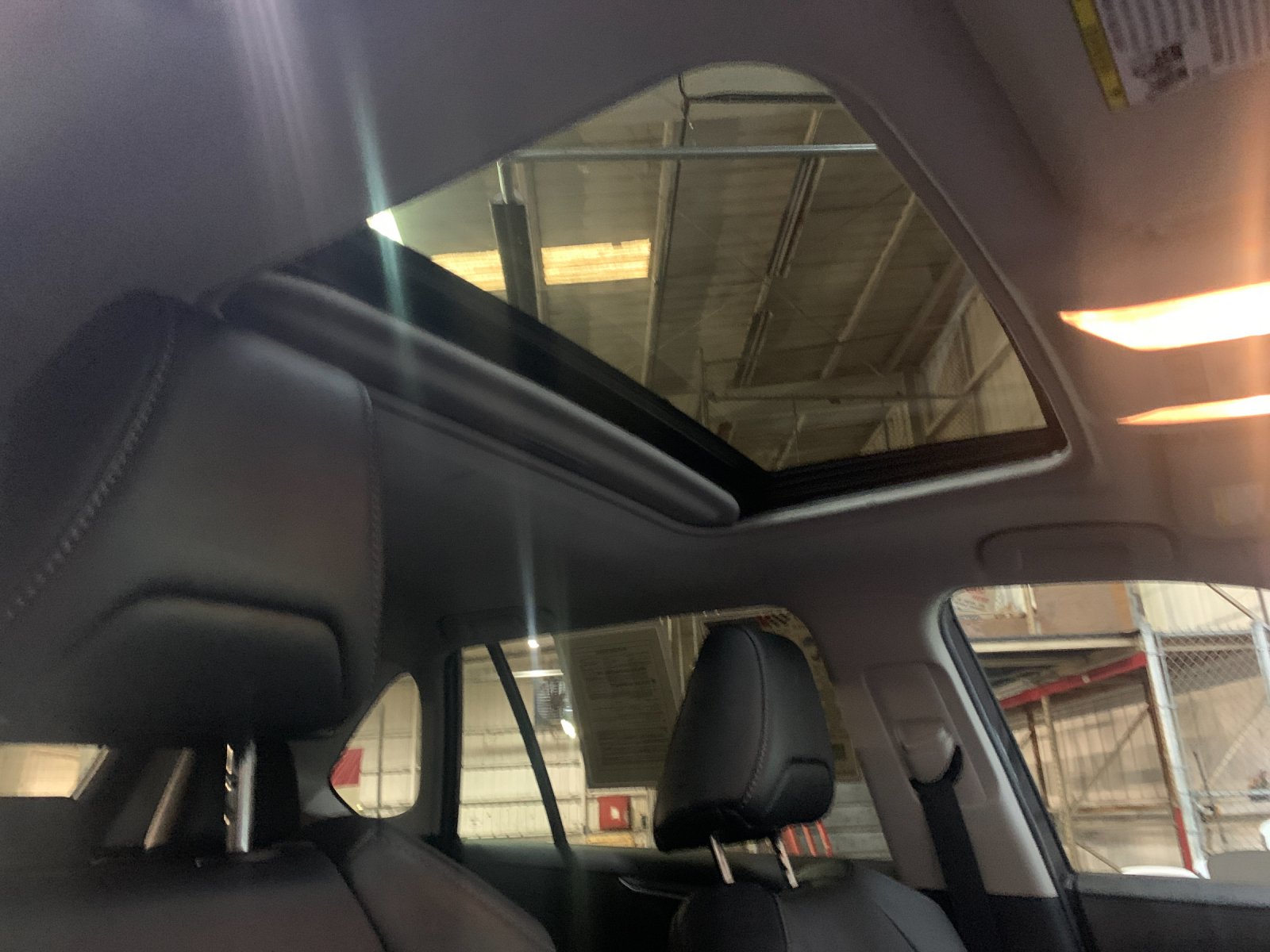 Certified Used 2021  Toyota XLE Premium image 18