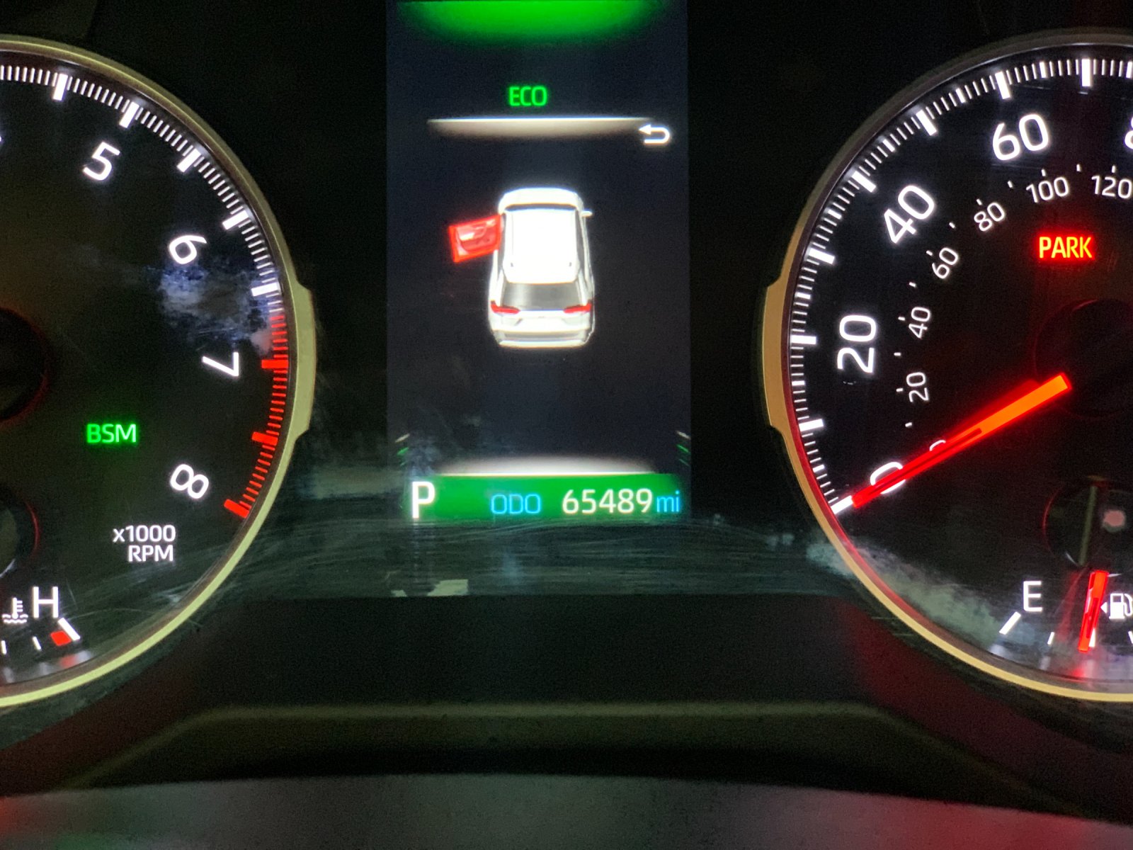 Certified Used 2021  Toyota XLE Premium image 31