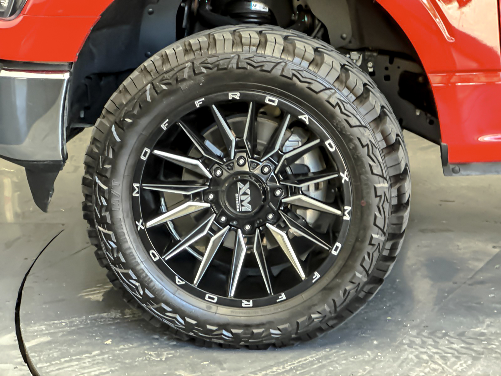 Used 2023 Red Ford XLT image 22