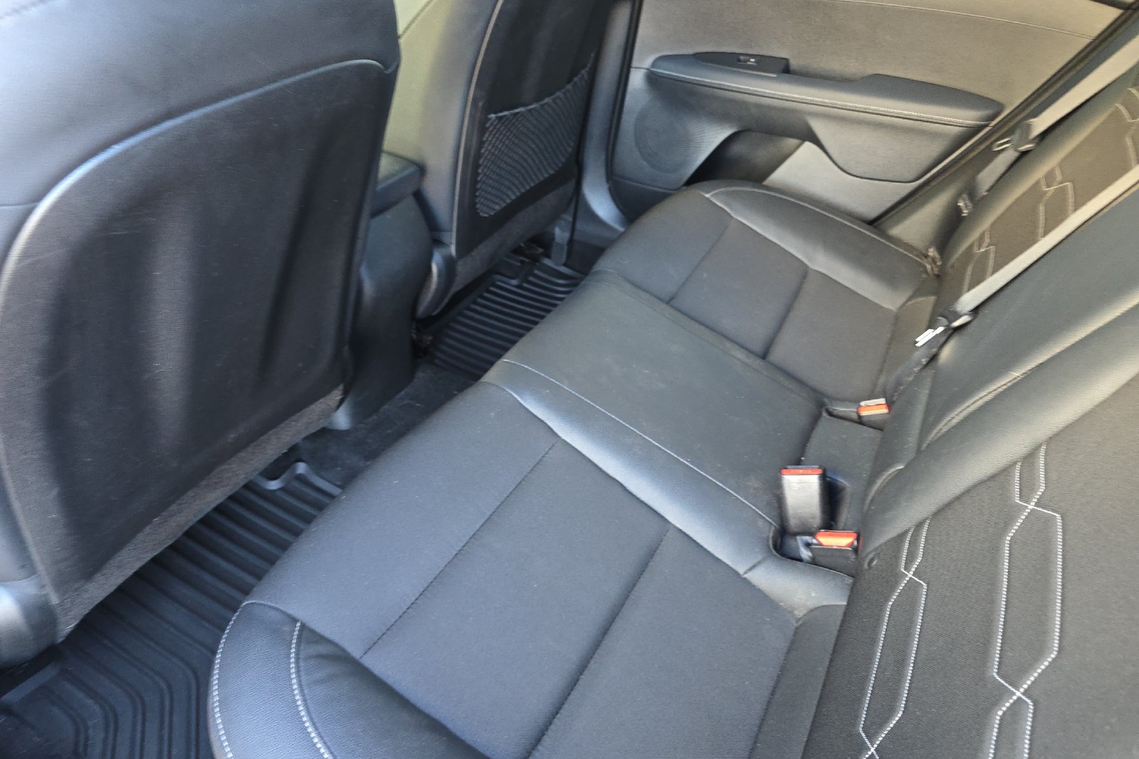 Used 2022 Red Kia GT-Line image 9