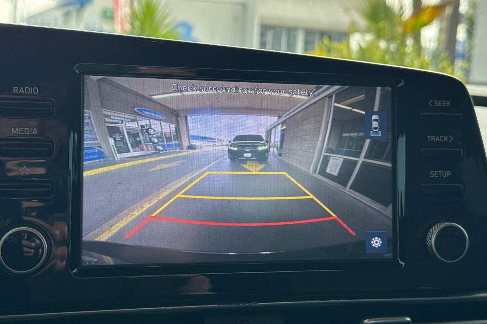 Used 2021 Phantom Black Hyundai SEL image 18