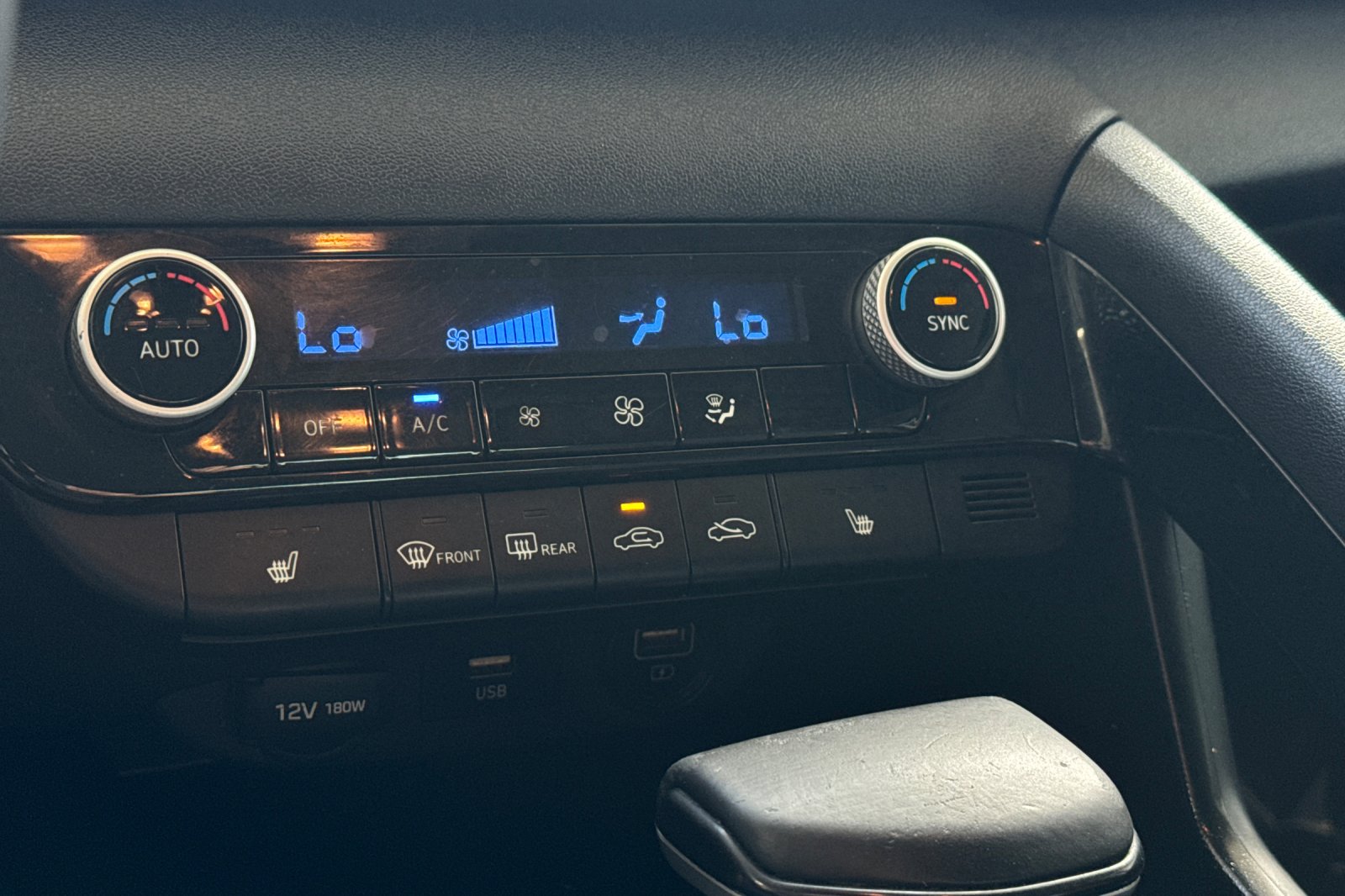 Used 2021 Phantom Black Hyundai SEL image 19