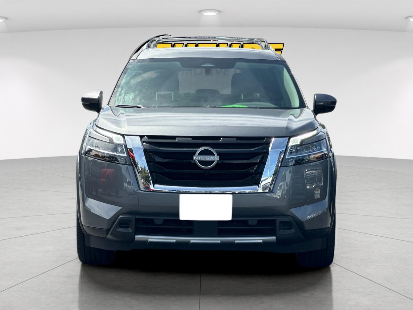 Used 2024 Gray Nissan SL image 8