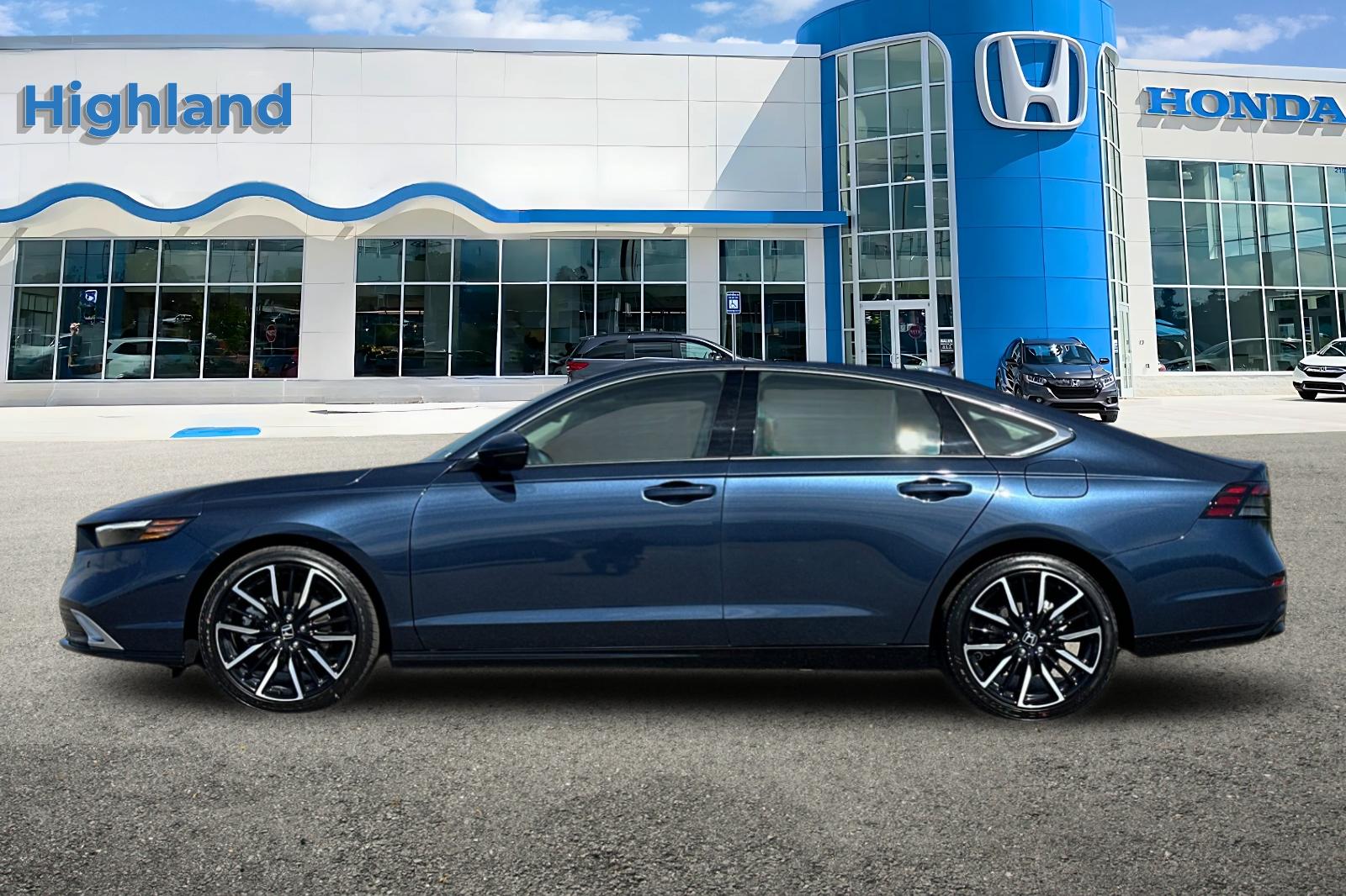New 2026 Canyon River Blue Metallic Honda Touring image 2