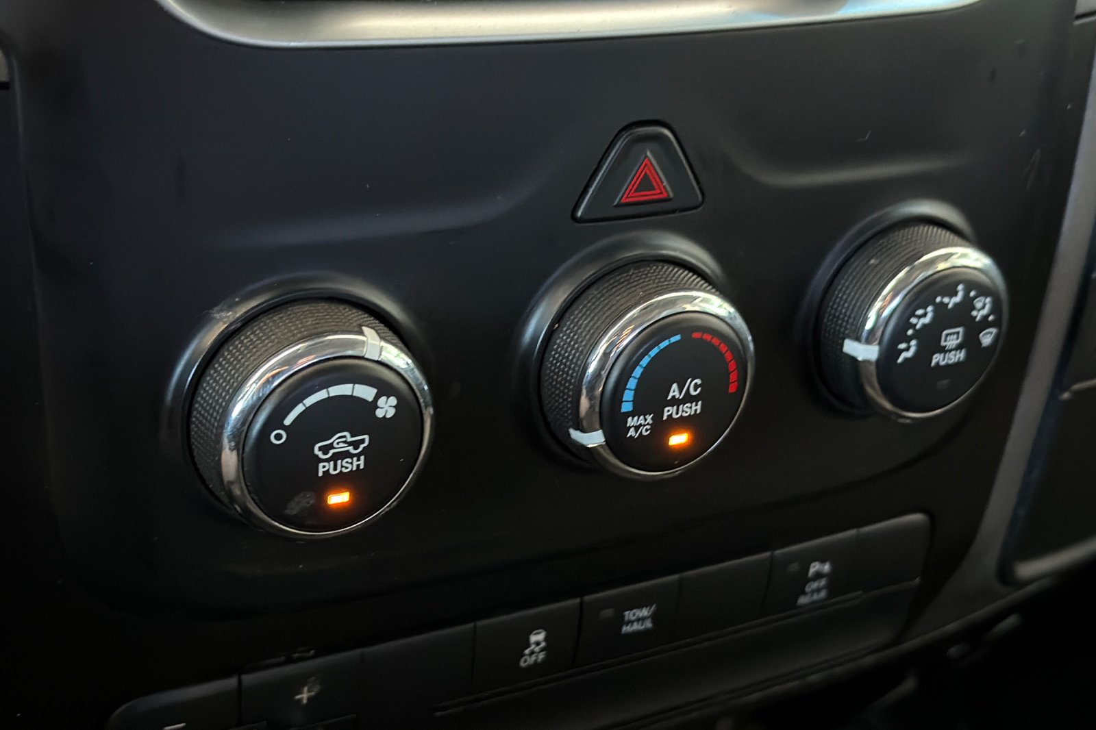 Used 2016 Red Ram Tradesman image 17