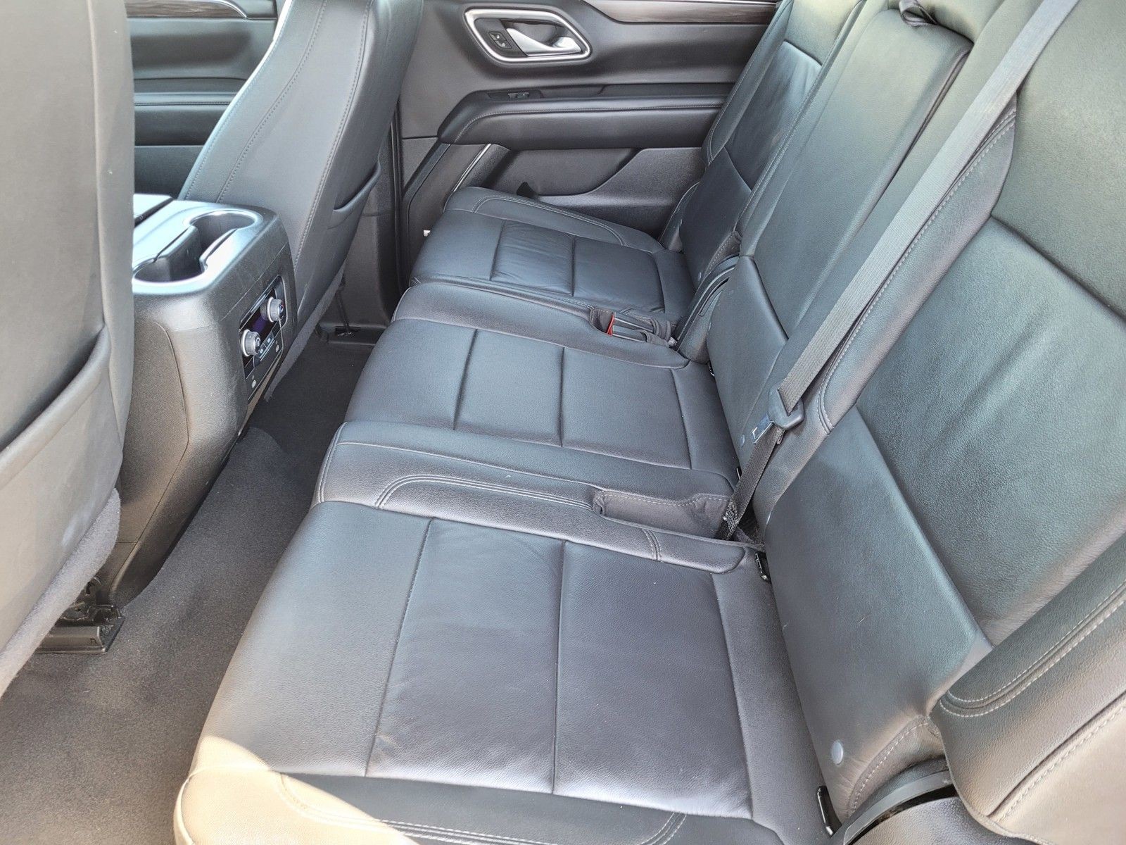 Used 2024 Dark Ash Metallic Chevrolet LT image 17