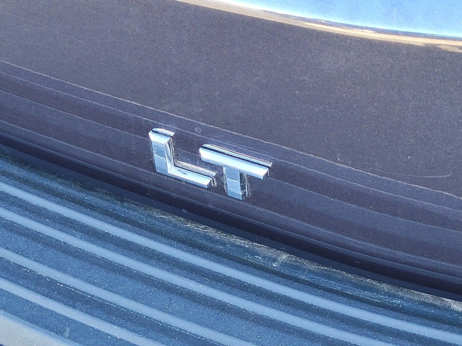 Used 2024 Dark Ash Metallic Chevrolet LT image 25