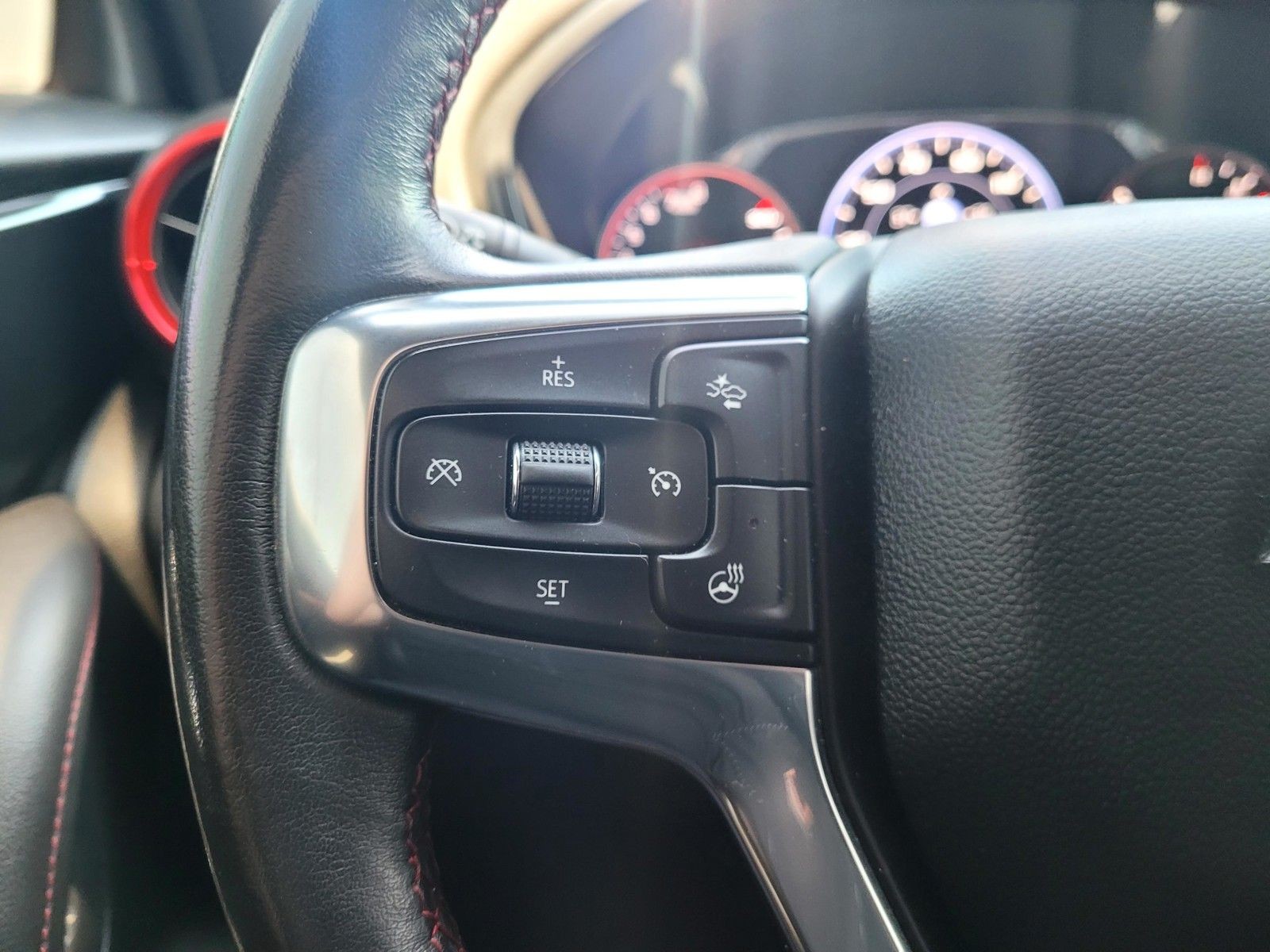 Used 2022 Black Chevrolet RS image 27