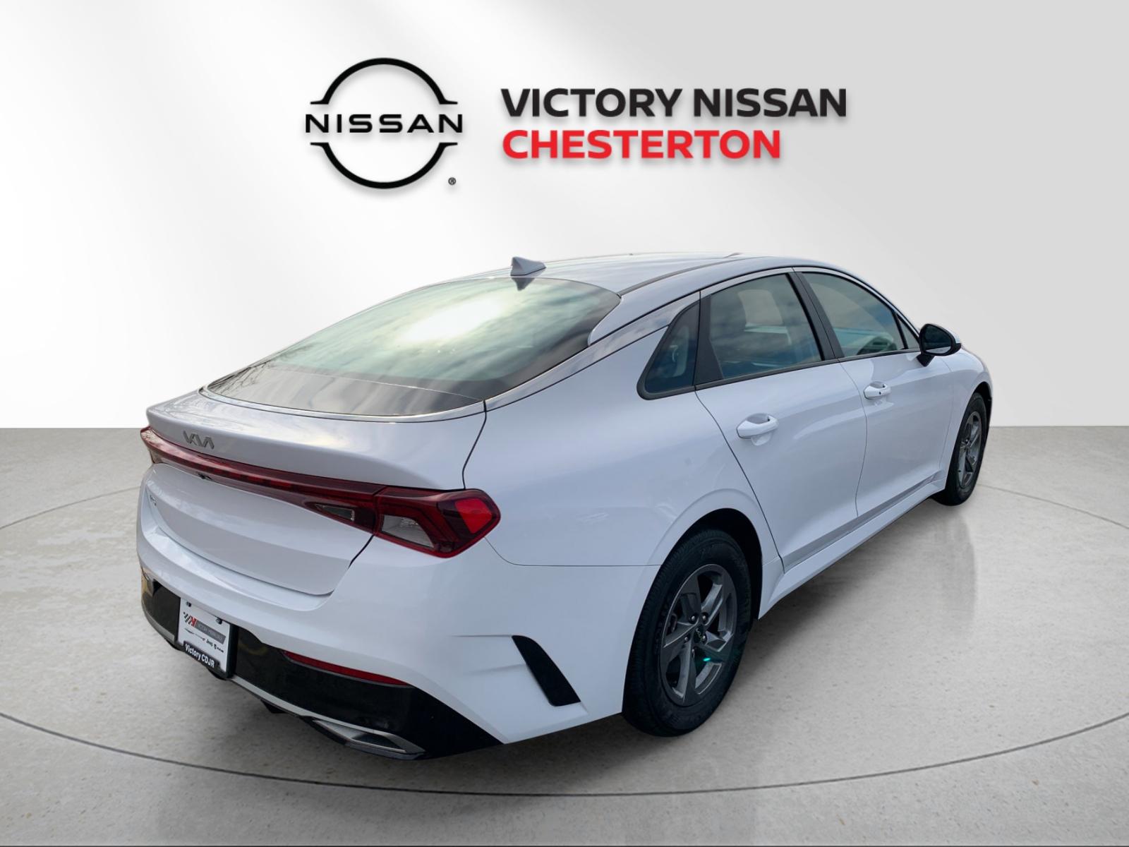 Used 2024 White Kia LXS image 6