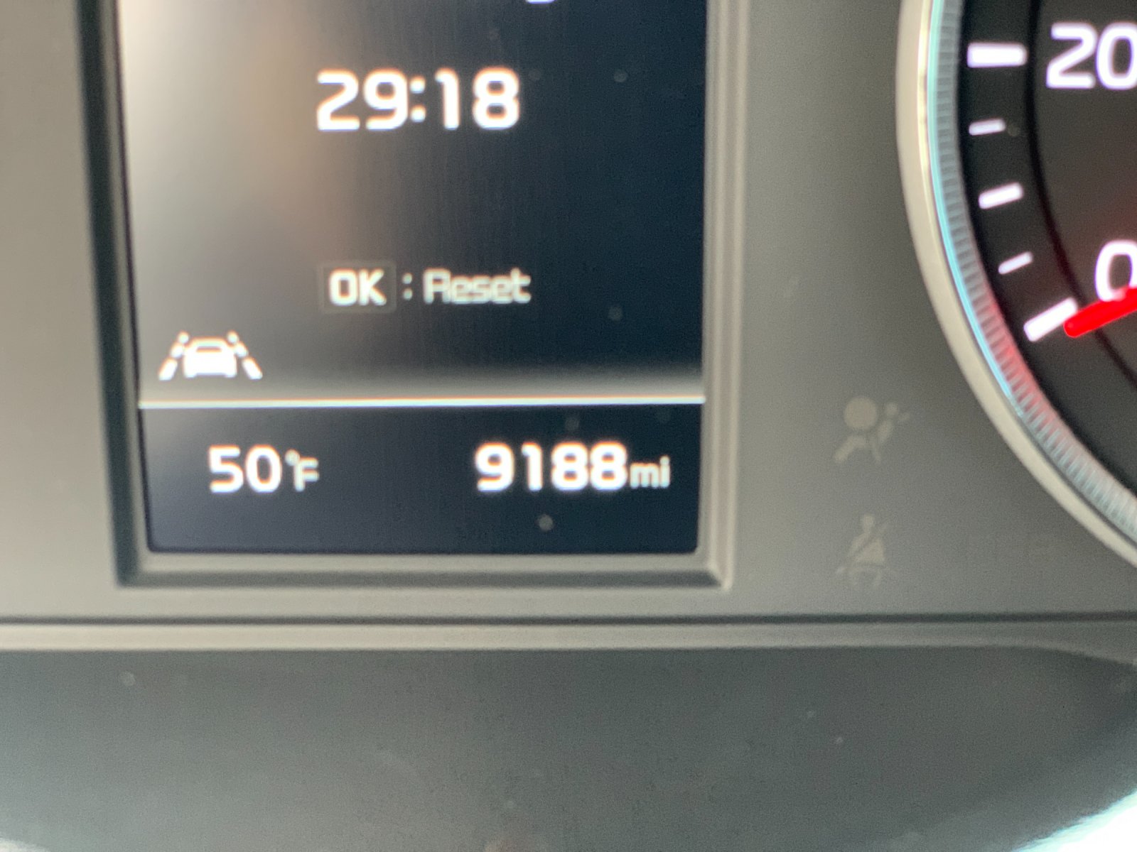 Used 2024 White Kia LXS image 28