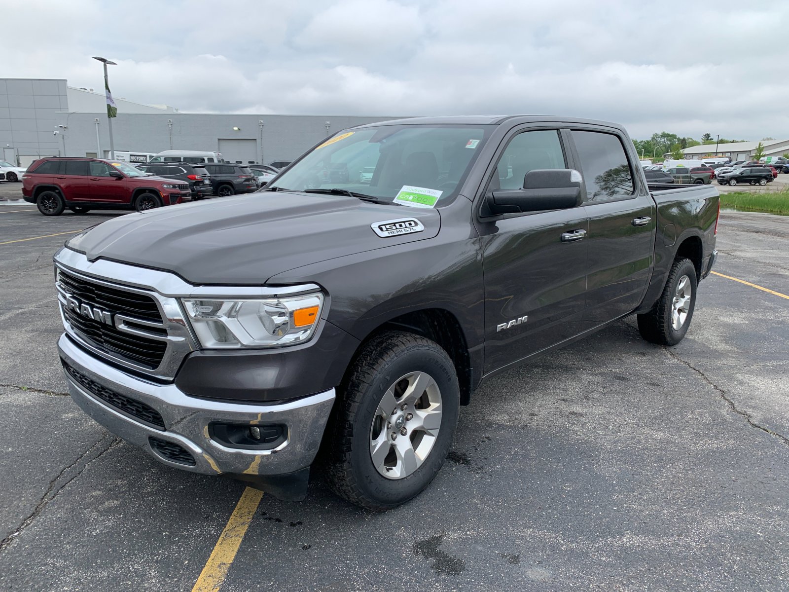 2020 RAM 1500 Big Horn/Lone Star 4x4 Crew Cab 5'7's photo