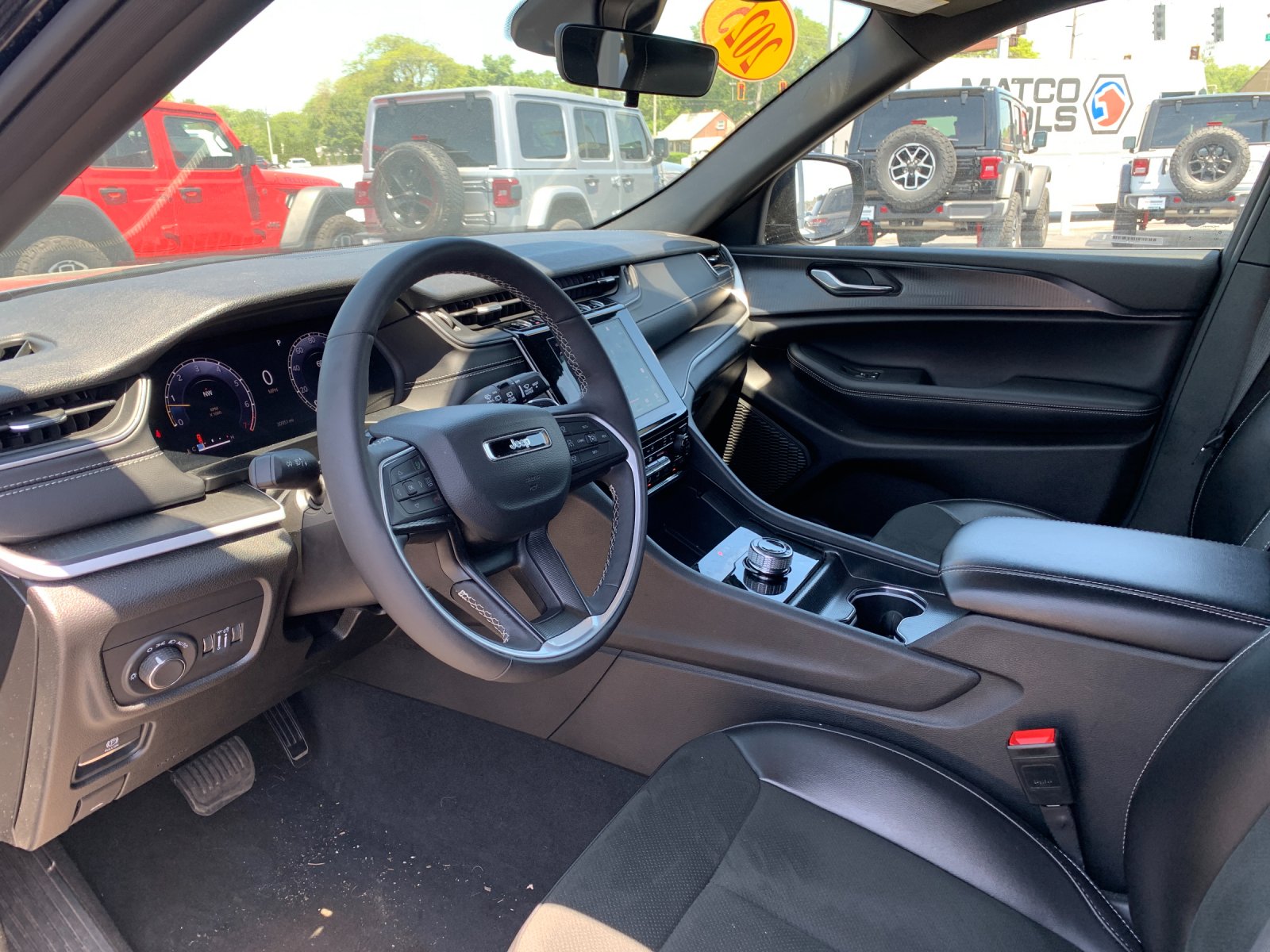 Used 2025 Black Jeep Altitude image 11