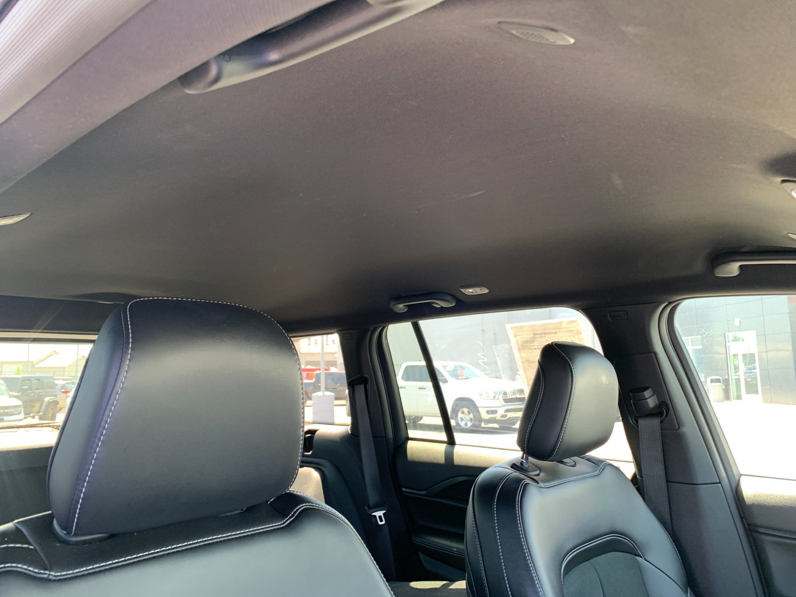 Used 2025 Black Jeep Altitude image 19