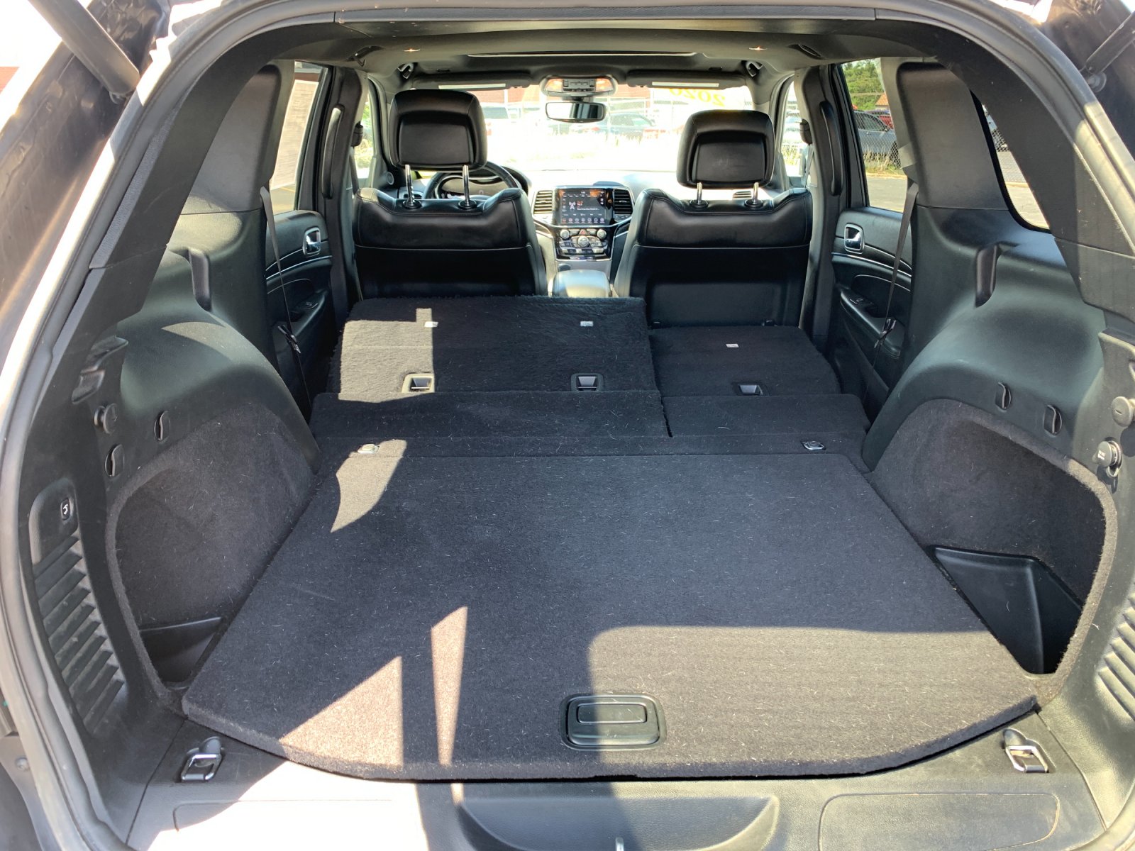 Used 2020 Gray Jeep Limited image 18