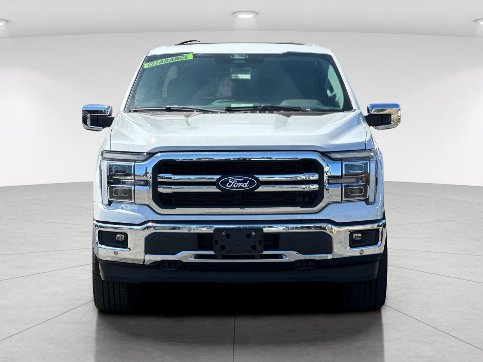 New 2026 Oxford White Ford Lariat® image 8