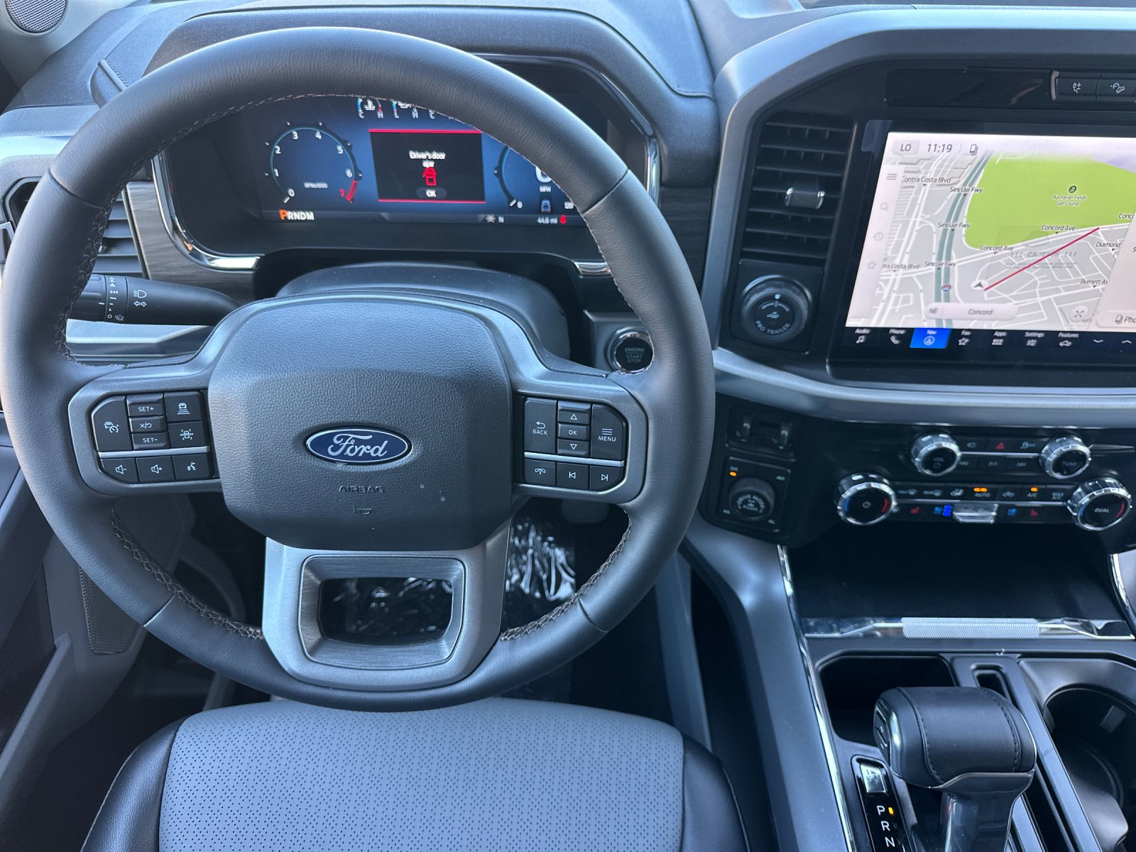New 2026 Oxford White Ford Lariat® image 13