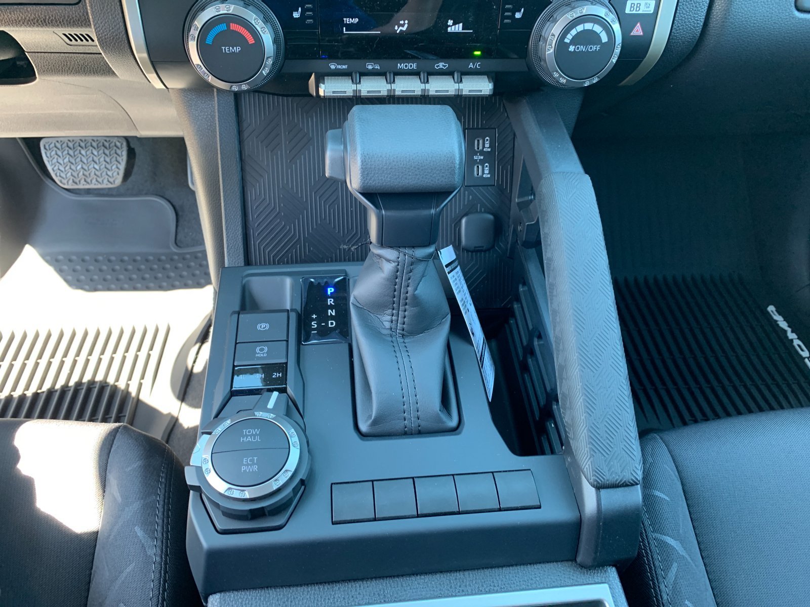 2026 Toyota Tacoma SR5 - Photo 45