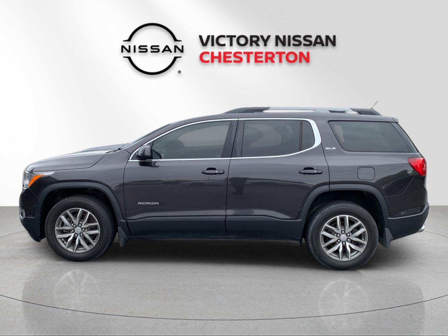 Used 2017 GMC Acadia SLE-2 with VIN 1GKKNSLS5HZ320901 for sale in Chesterton, IN