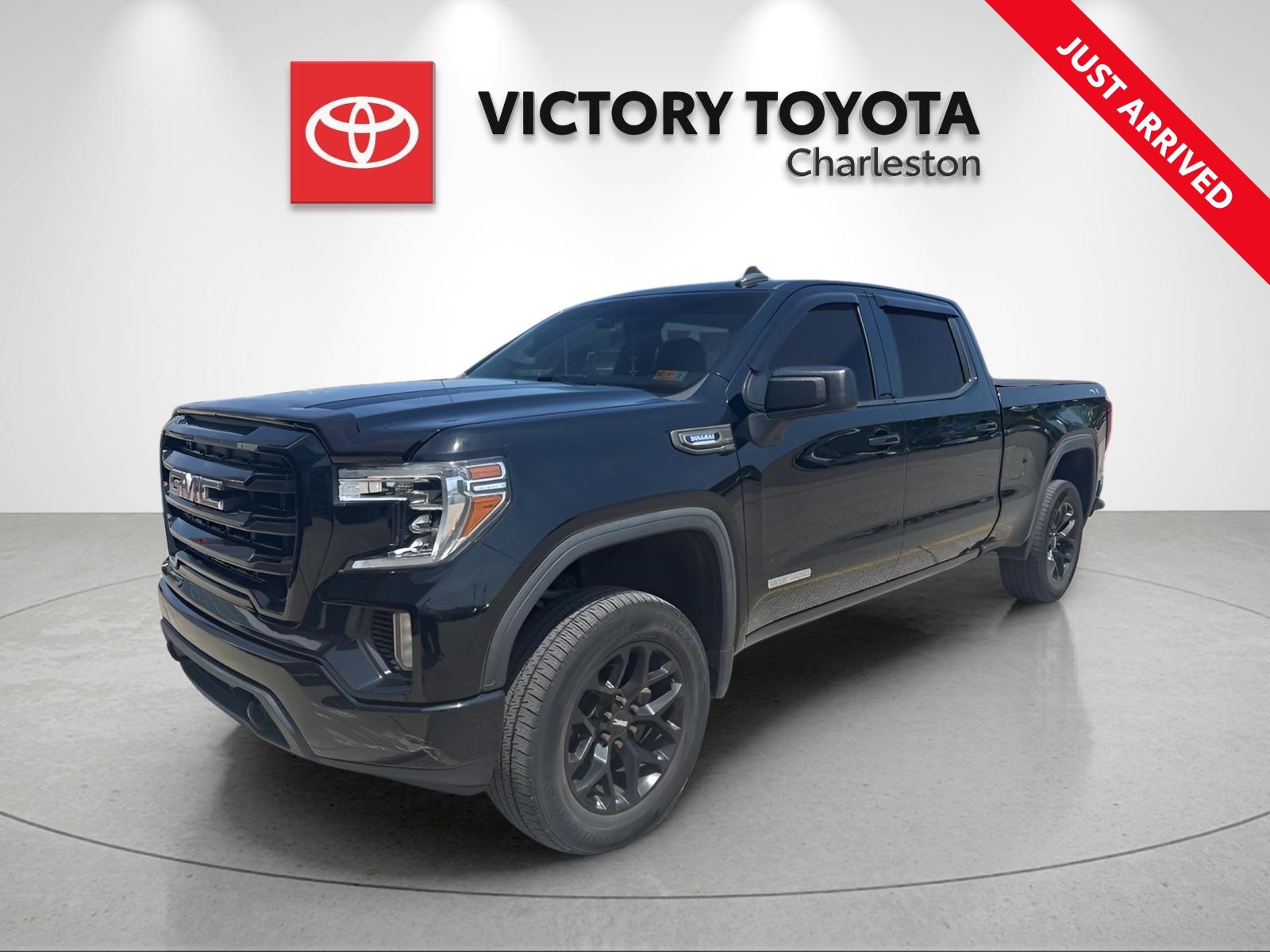 2021 GMC Sierra 4WD Crew Cab Short Box Elevation's photo