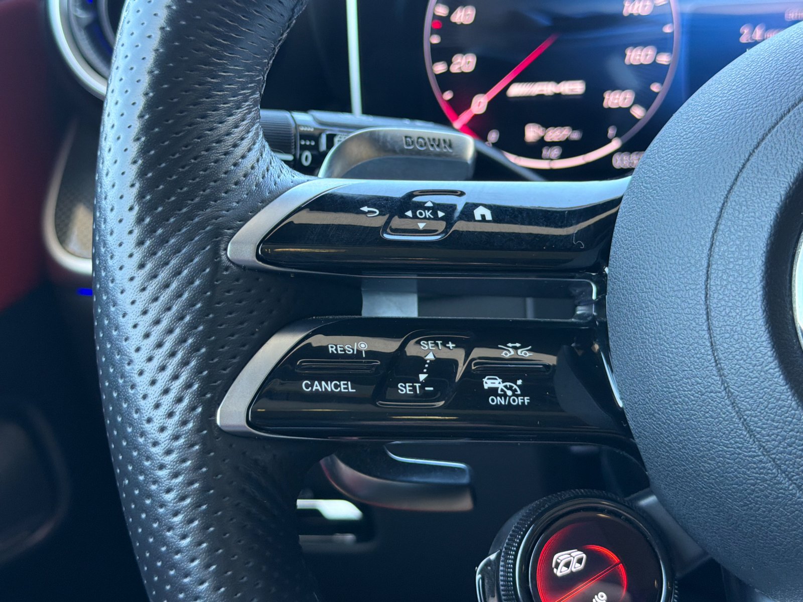 Certified Used 2025 Polar White Mercedes-Benz GLC 43 AMG® 4D Sport Utility 4MATIC®  image 31
