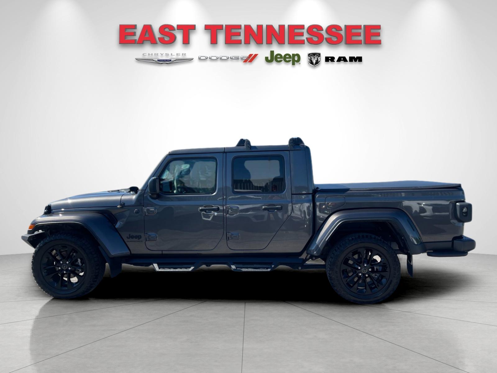 Used 2024 Gray Jeep Sport image 6