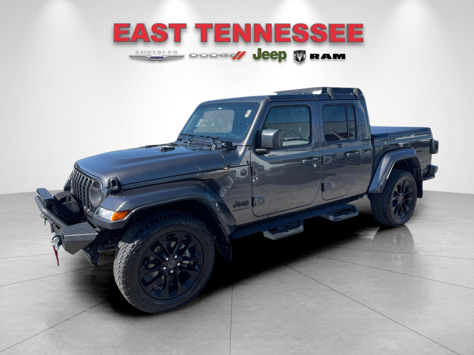 Used 2024 Gray Jeep Sport image 7