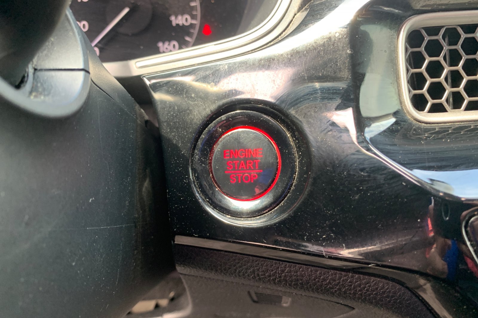 Certified Used 2022 Black Honda EX-L image 25