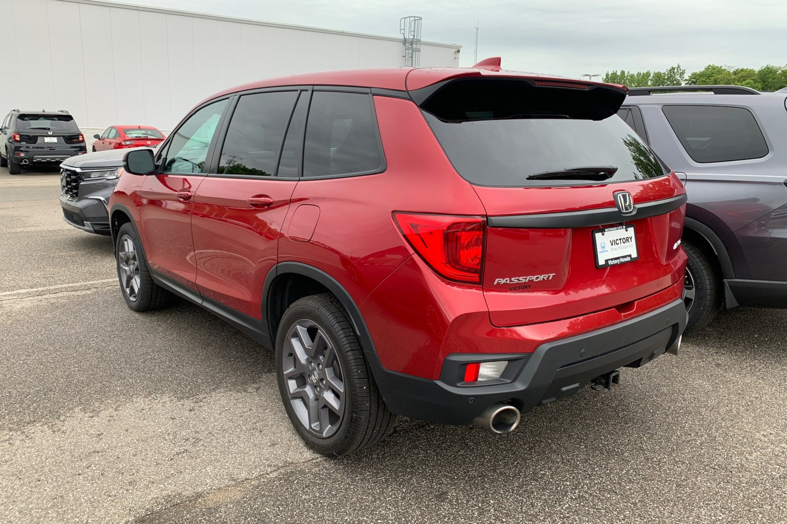 Certified Used 2023 Radiant Red Metallic II Honda EX-L image 2