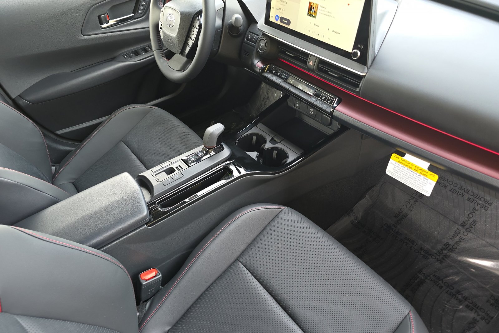 2026 Toyota Prius Plug-in Hybrid XSE Premium - Photo 13