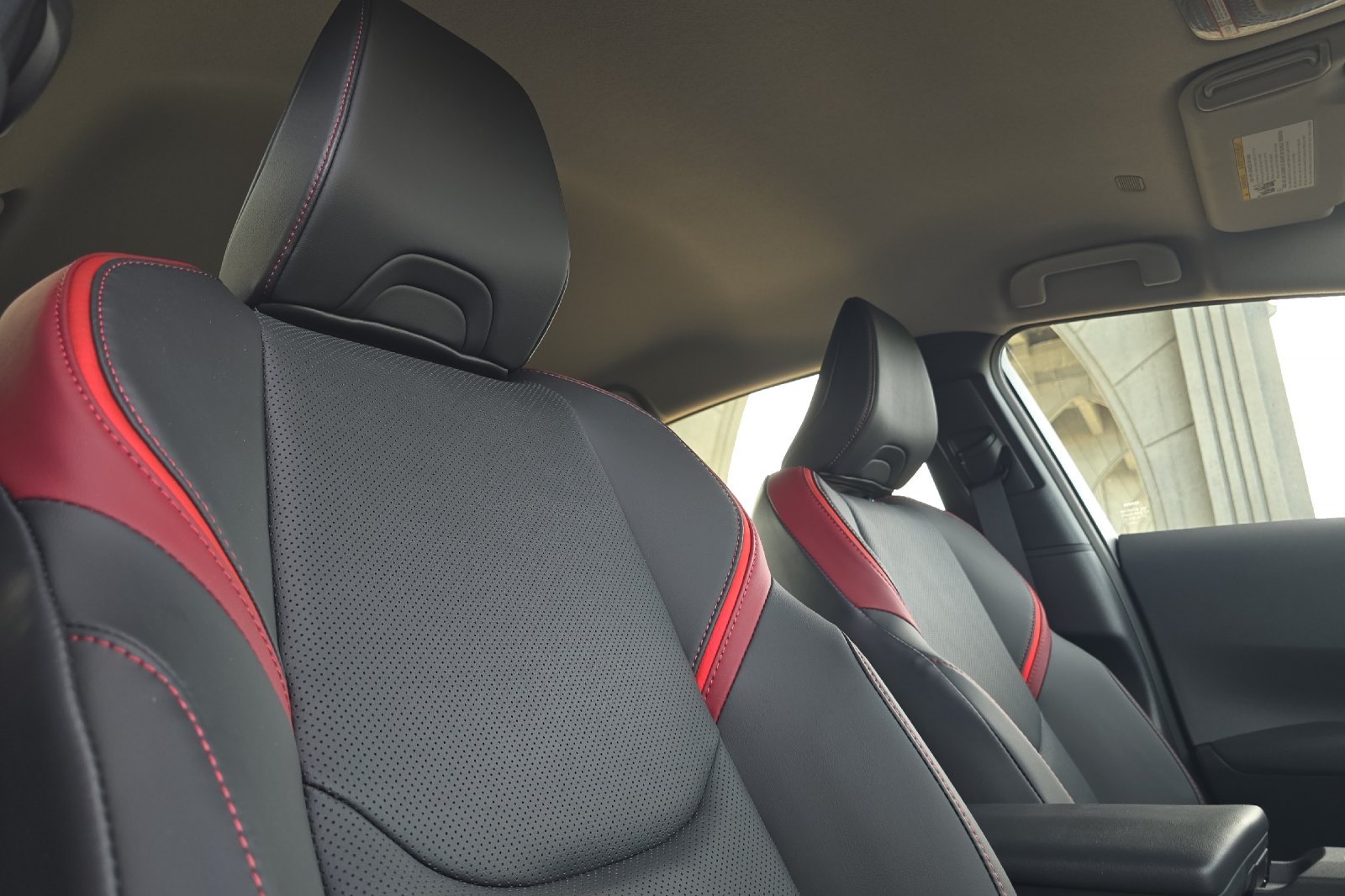 2026 Toyota Prius Plug-in Hybrid XSE Premium - Photo 14