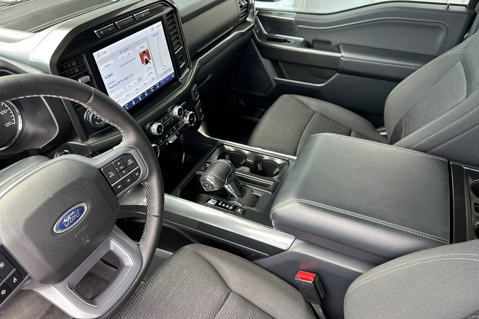 Used 2023 Gray Ford XLT Powerboost Full Hybrid image 7
