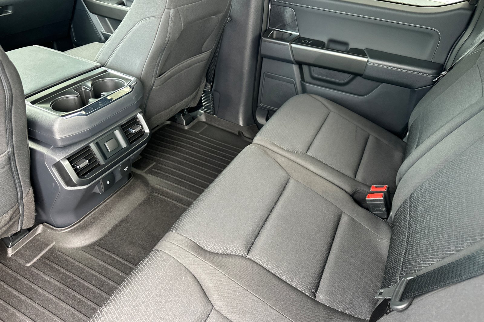 Used 2023 Gray Ford XLT Powerboost Full Hybrid image 9