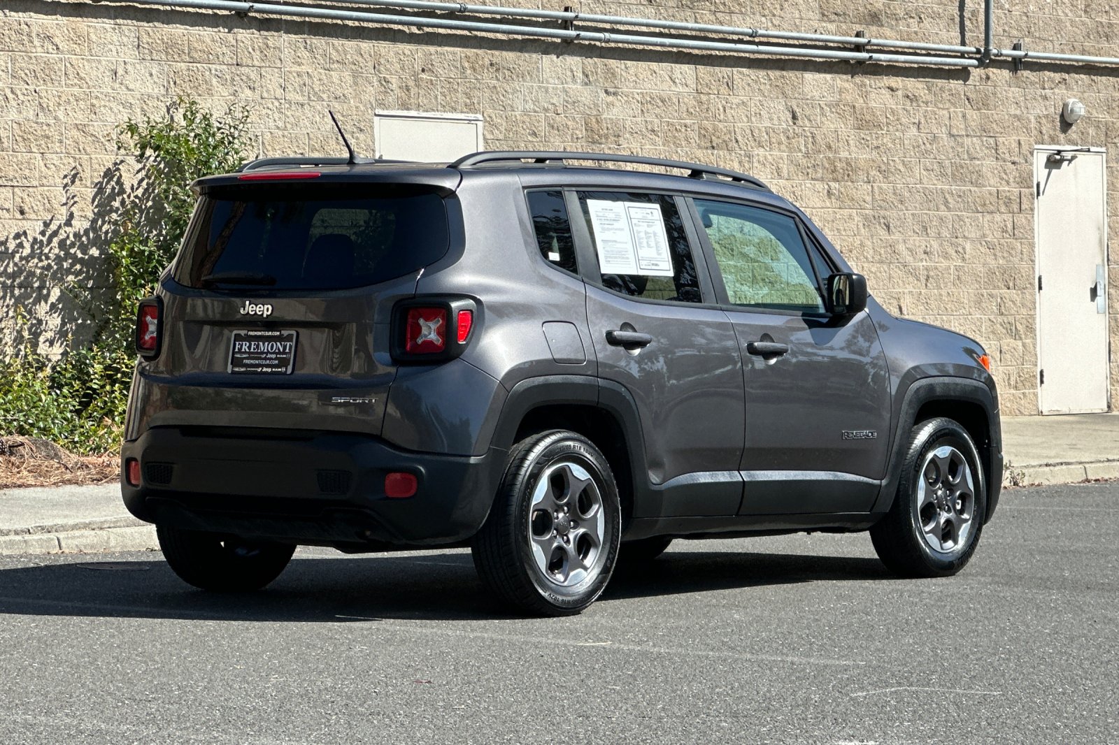 Used 2017 Gray Jeep Sport image 3