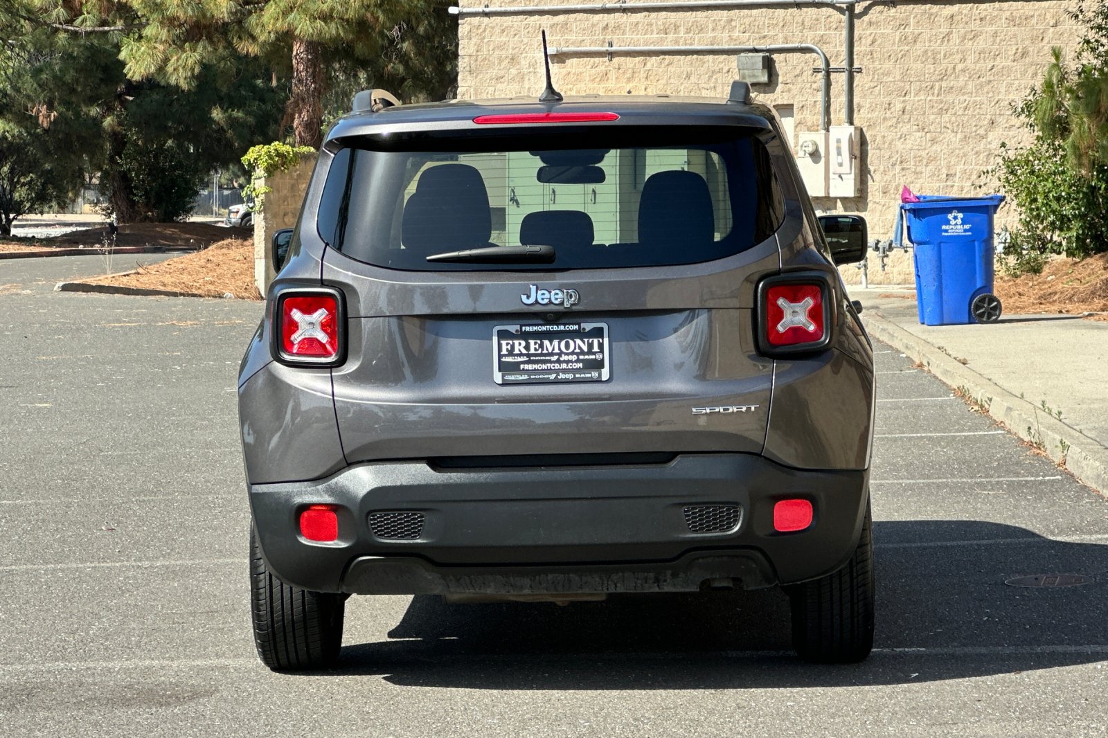 Used 2017 Gray Jeep Sport image 4