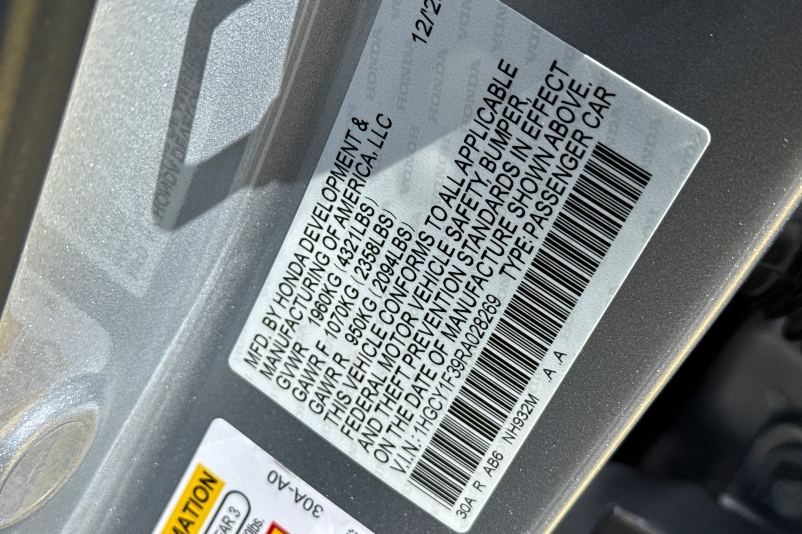 Certified Used 2024 Solar Silver Metallic Honda 1.5T EX image 27