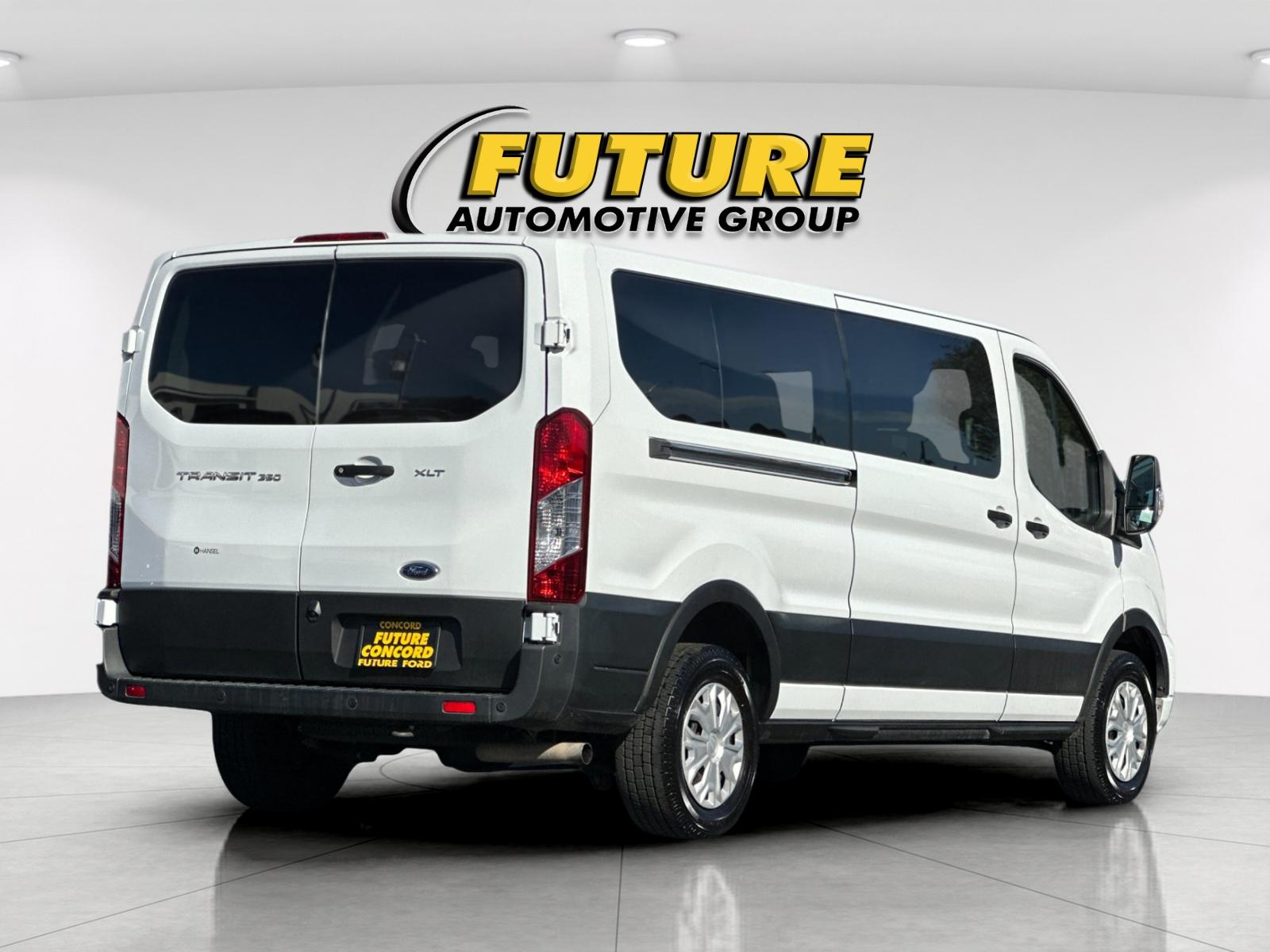Used 2022 White Ford XLT image 3