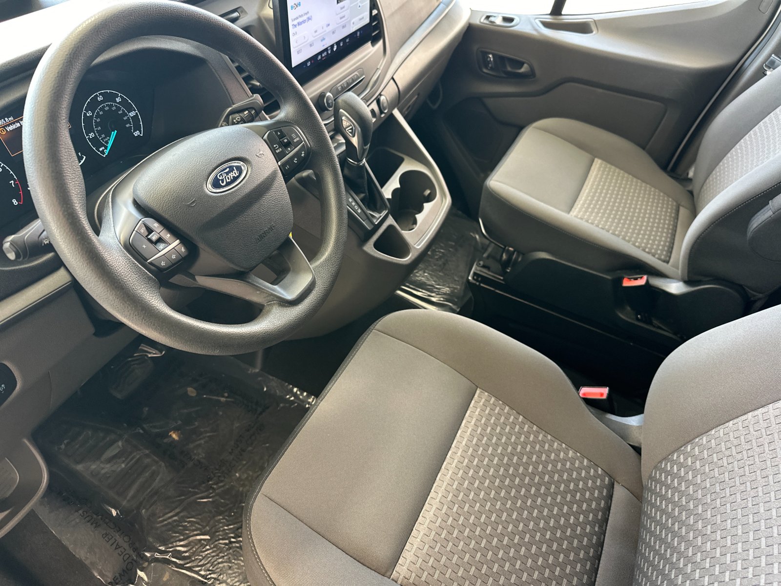 Used 2022 White Ford XLT image 9