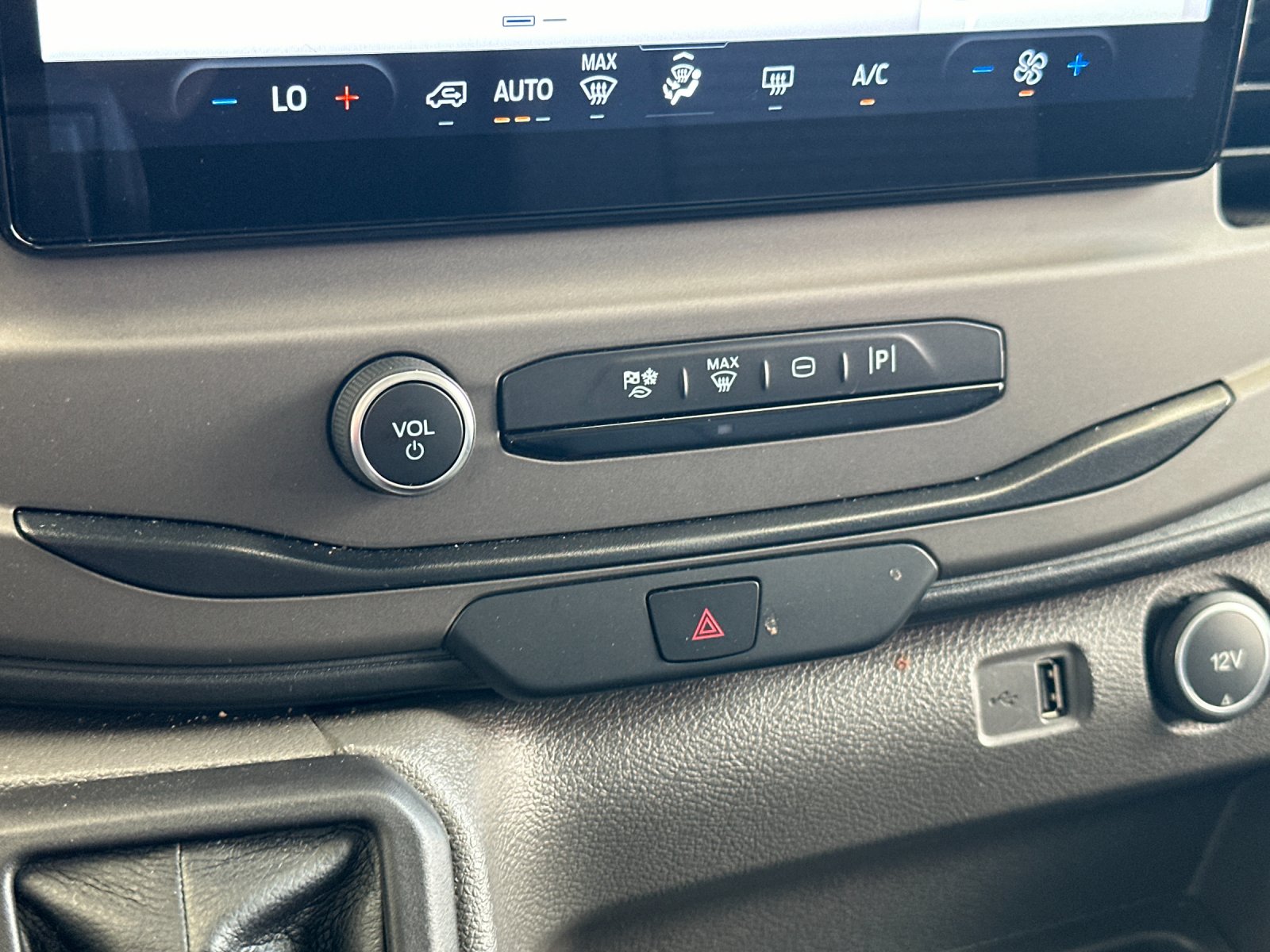 Used 2022 White Ford XLT image 21