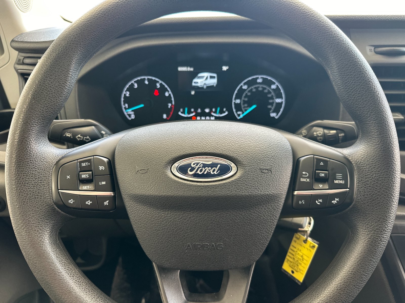 Used 2022 White Ford XLT image 23