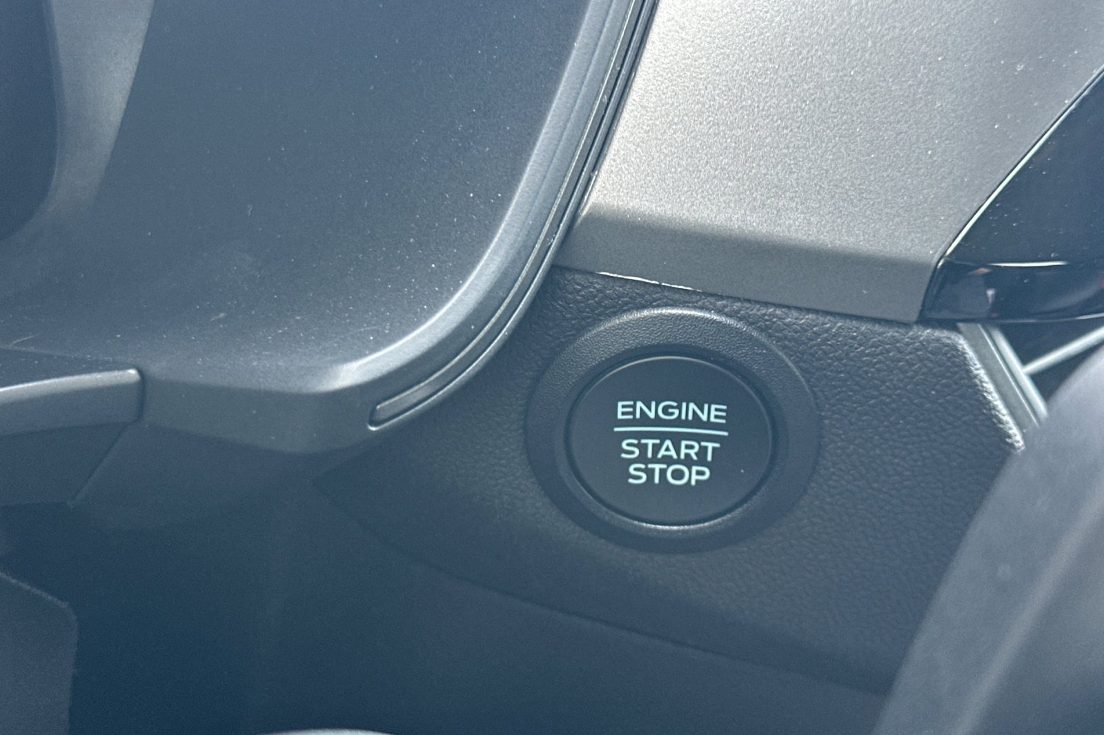 Used 2025 Gray Ford Active image 19