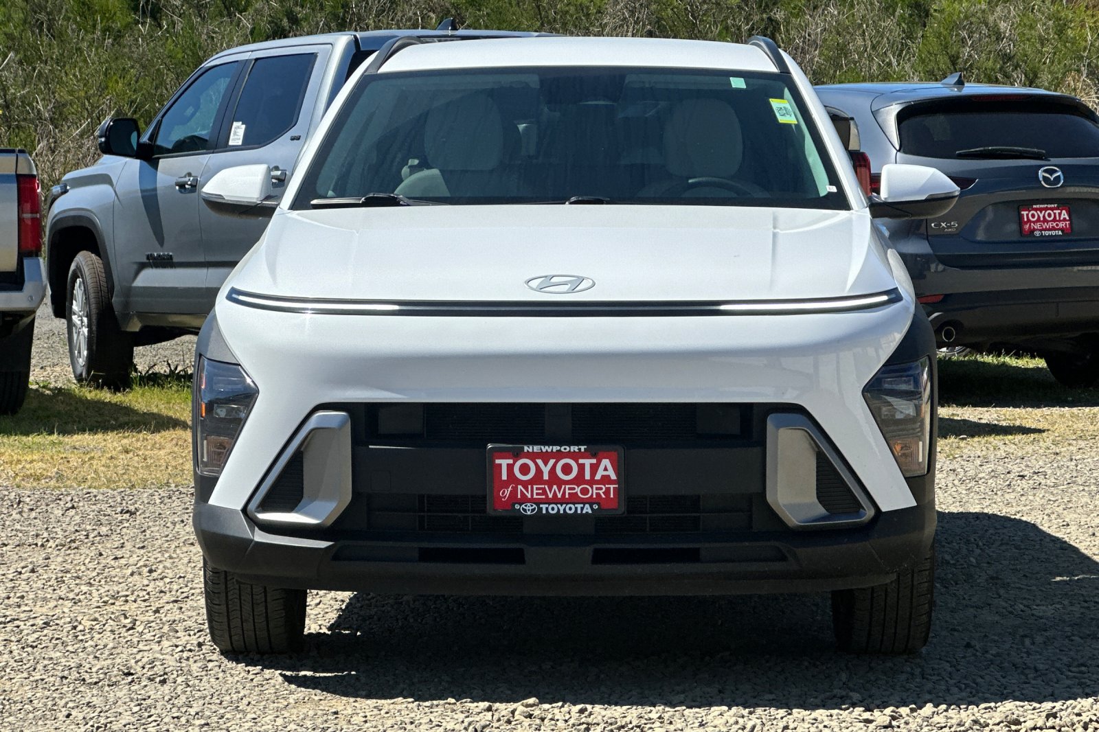 Used 2025 White Hyundai SEL image 6
