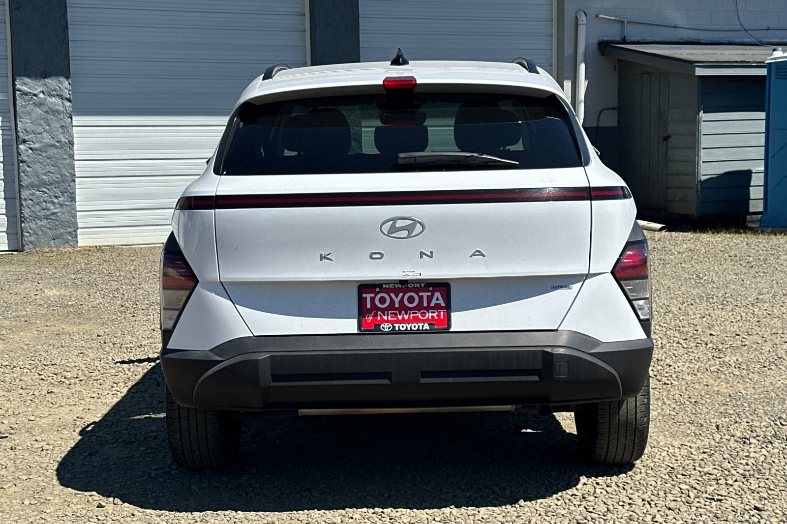 Used 2025 White Hyundai SEL image 5