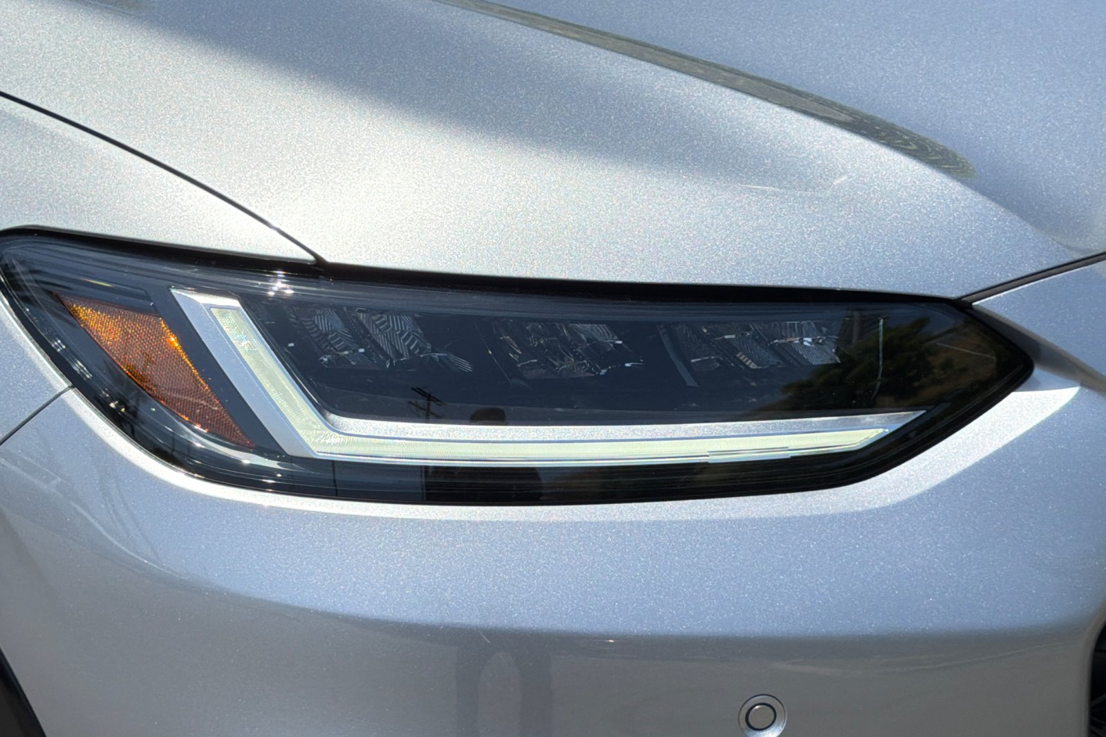 New 2027 Solar Silver Metallic Honda EX-L image 31