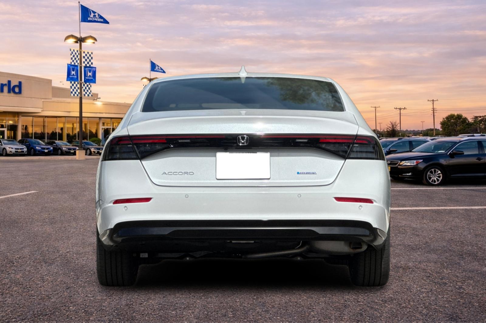 New 2026 Platinum White Pearl Honda EX-L image 5